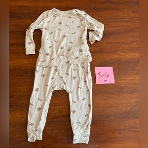 Elegant baby acorn bamboo outfit